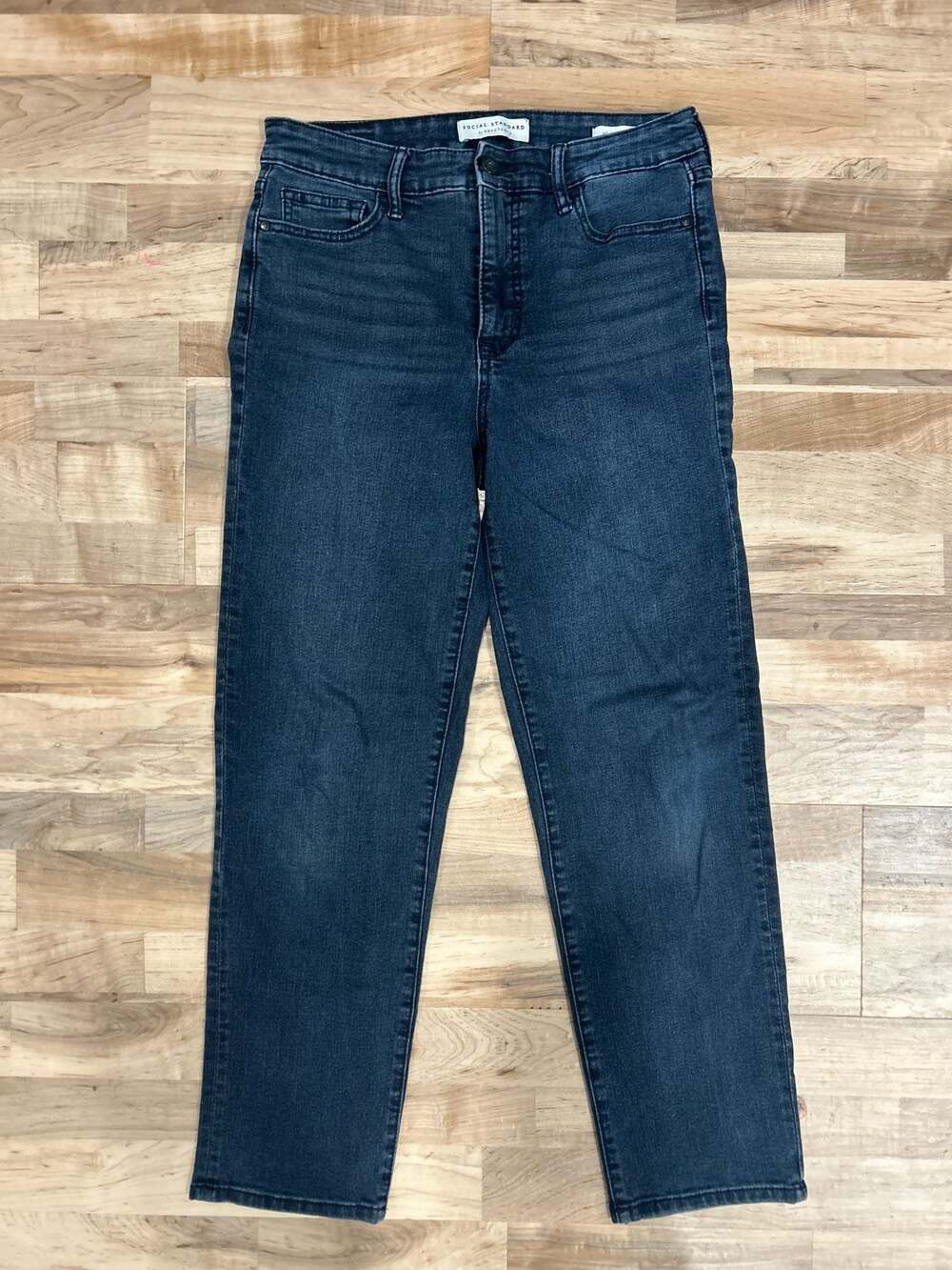 Social Standard by Sanctuary Slim Straight Jeans Size 4/27